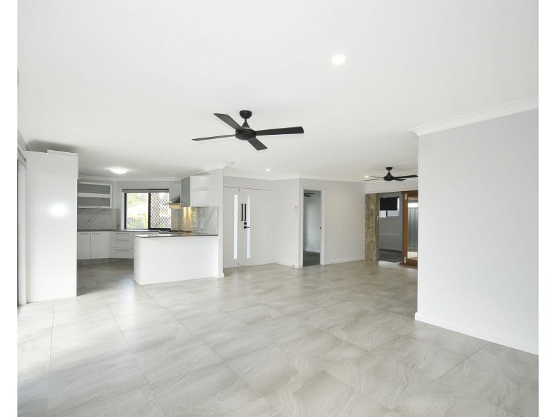 3 Ordino Court, Reedy Creek QLD 4227