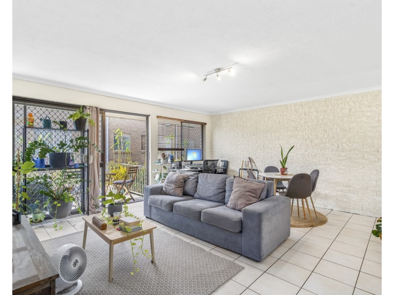 5/60 Sarawak Avenue, Palm Beach QLD 4221