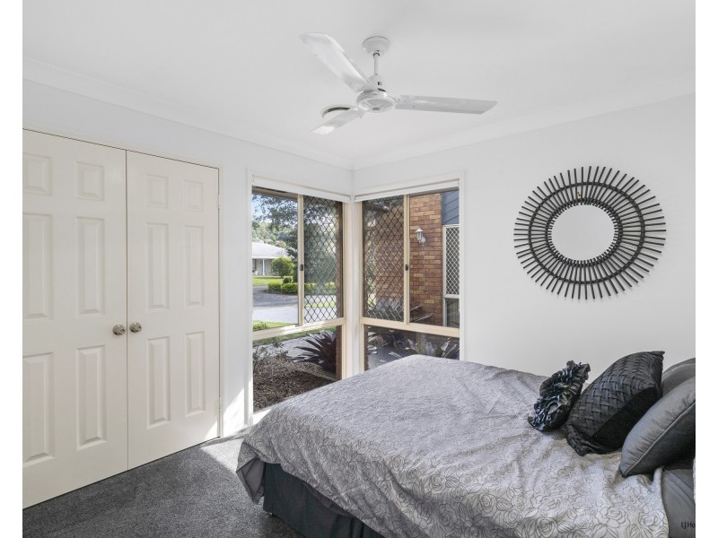 37 Murtha Drive, Elanora QLD 4221