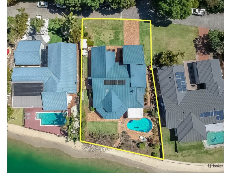 37 Murtha Drive, Elanora QLD 4221