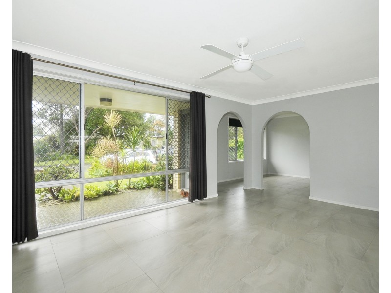 5 Iluka Street, Palm Beach QLD 4221