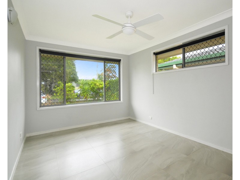 5 Iluka Street, Palm Beach QLD 4221