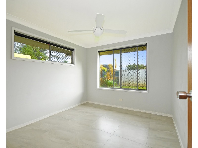 5 Iluka Street, Palm Beach QLD 4221