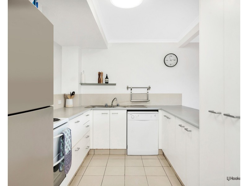 2/1 Pontoon Place, Varsity Lakes QLD 4227