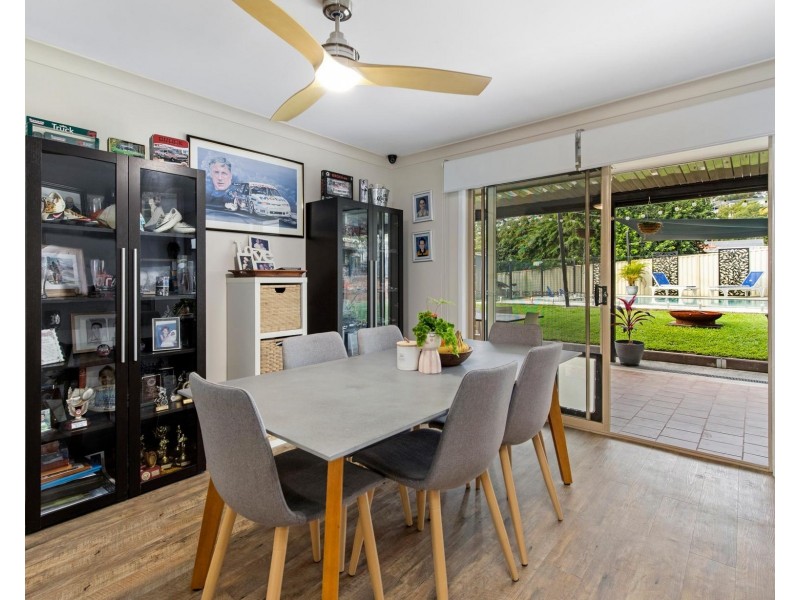 4 Sawtell Drive, Currumbin Waters QLD 4223