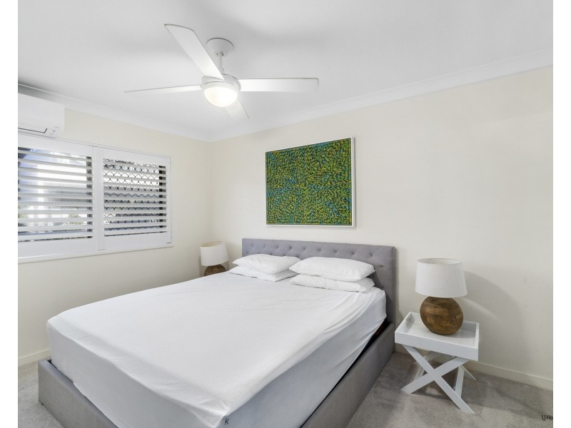 10/2 Seventeenth Avenue, Palm Beach QLD 4221