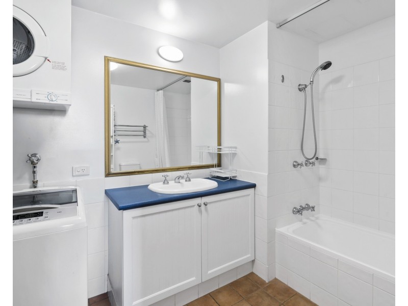 122/99 Griffith Street, Coolangatta QLD 4225