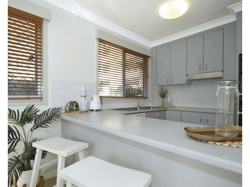 4/14 Jefferson Lane, Palm Beach QLD 4221