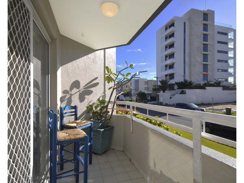 4/14 Jefferson Lane, Palm Beach QLD 4221