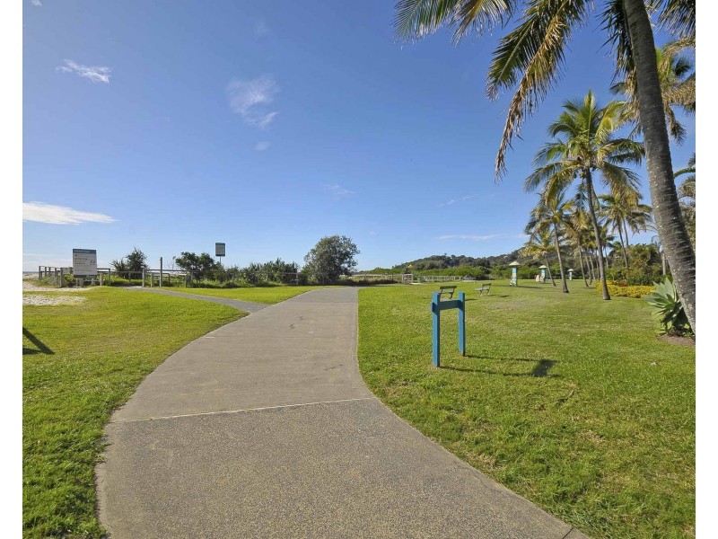 4/14 Jefferson Lane, Palm Beach QLD 4221