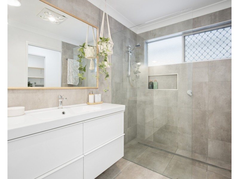 1/129 Townson Avenue, Palm Beach QLD 4221