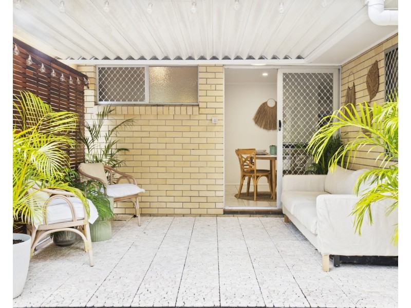 1/129 Townson Avenue, Palm Beach QLD 4221