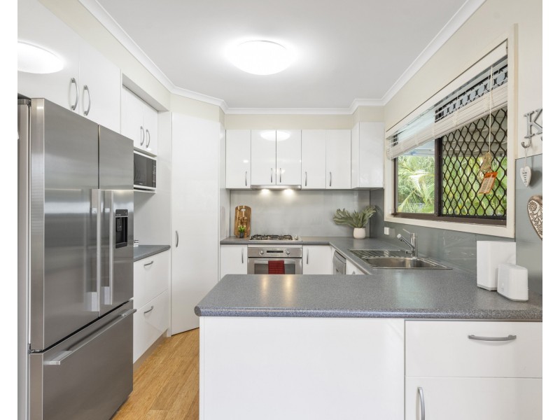 9 Lucania Street, Currumbin Waters QLD 4223