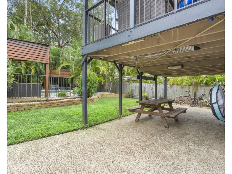 9 Lucania Street, Currumbin Waters QLD 4223
