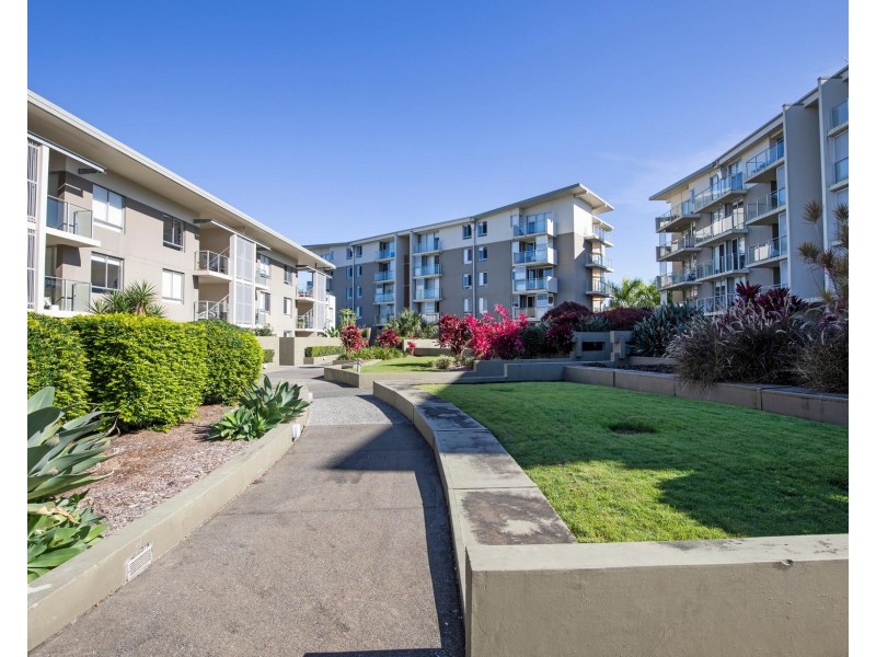 1201/12-14 Executive Drive, Burleigh Waters QLD 4220