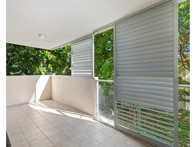 1201/12-14 Executive Drive, Burleigh Waters QLD 4220