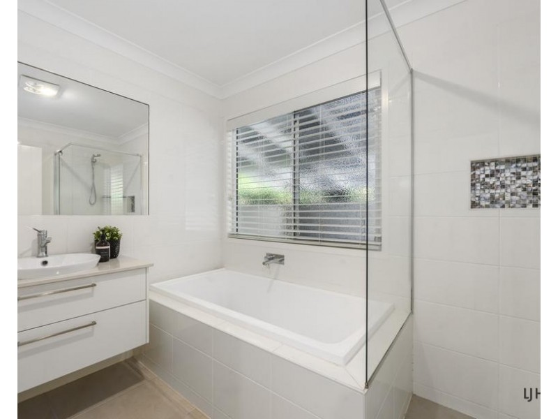 31 Macadamia Drive, Pottsville NSW 2489