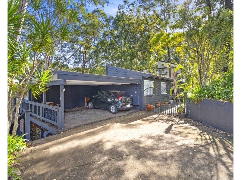 13 Aethalia Street, Currumbin Waters QLD 4223