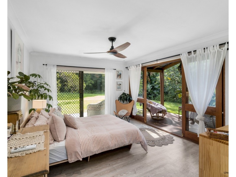 16 Cockatiel Place, Currumbin Waters QLD 4223