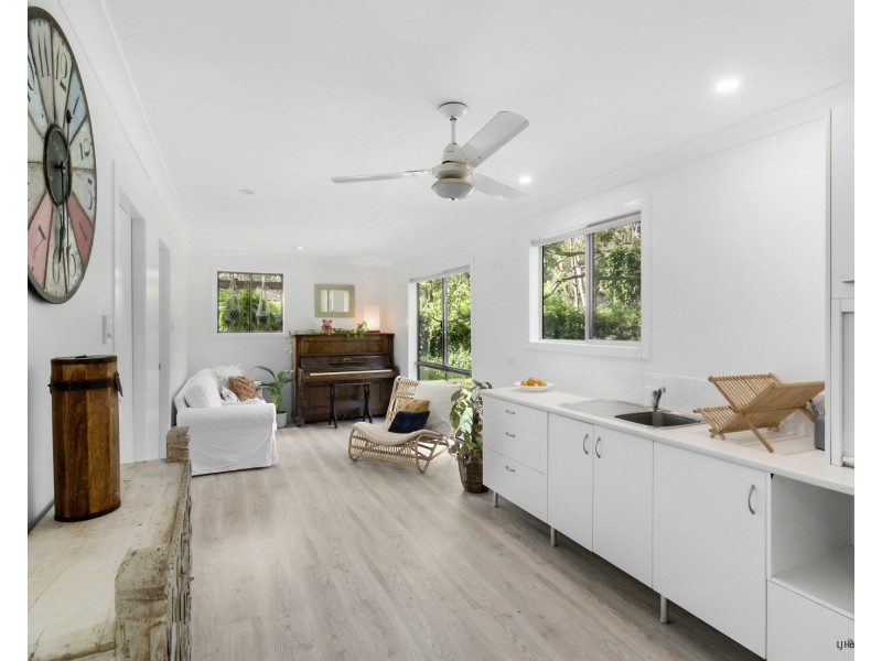 16 Cockatiel Place, Currumbin Waters QLD 4223