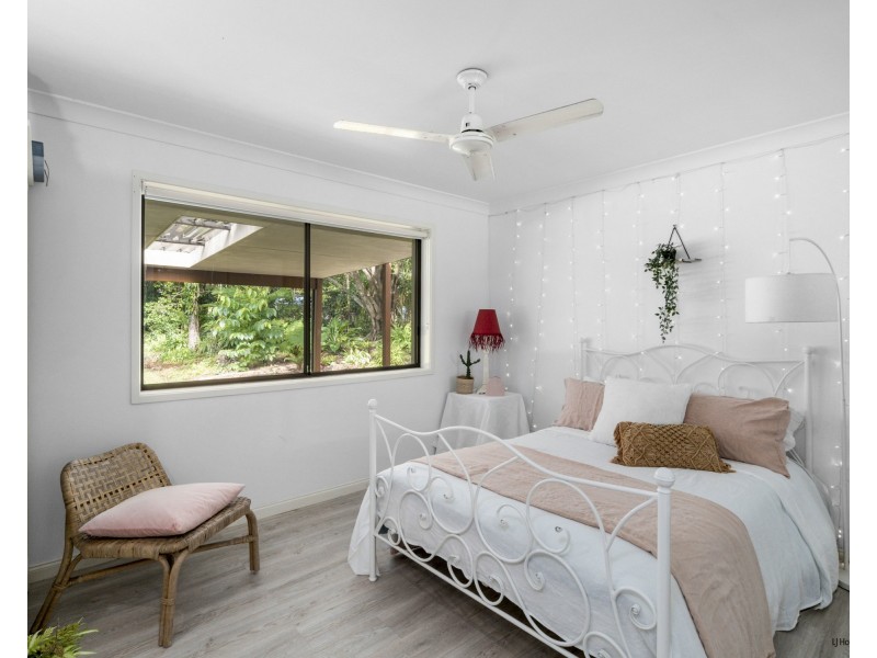 16 Cockatiel Place, Currumbin Waters QLD 4223
