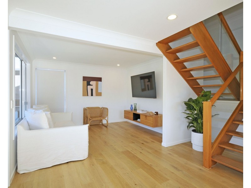 14 Capano Court, Elanora QLD 4221