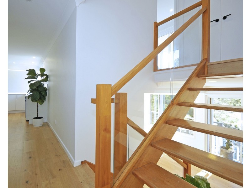 14 Capano Court, Elanora QLD 4221