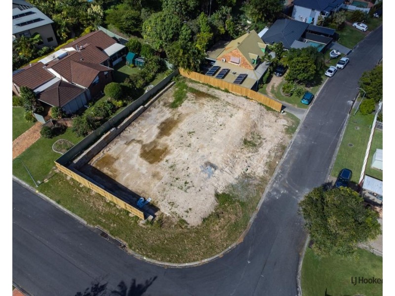 6 Taperell Drive, Tugun QLD 4224