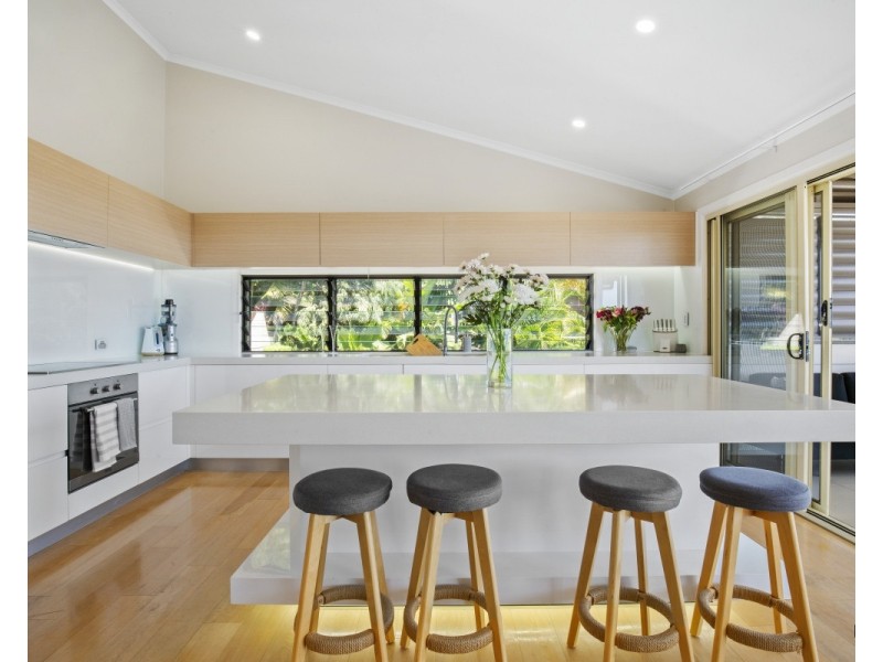 2/28 Foothill Street, Elanora QLD 4221