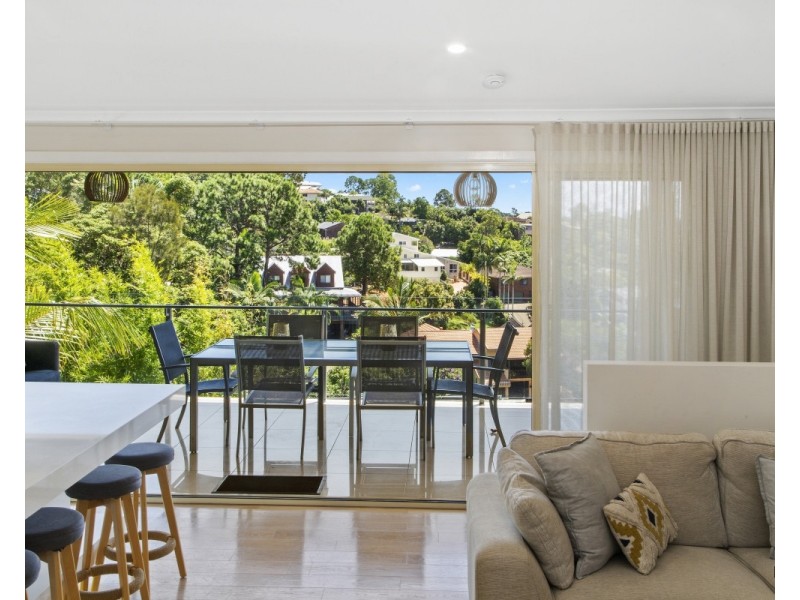 2/28 Foothill Street, Elanora QLD 4221