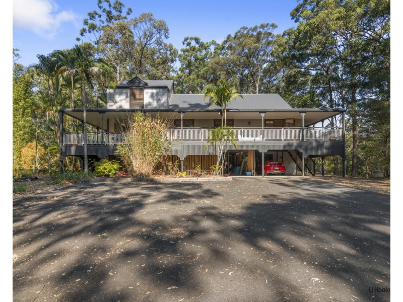 6 Horsman Road, Elanora QLD 4221
