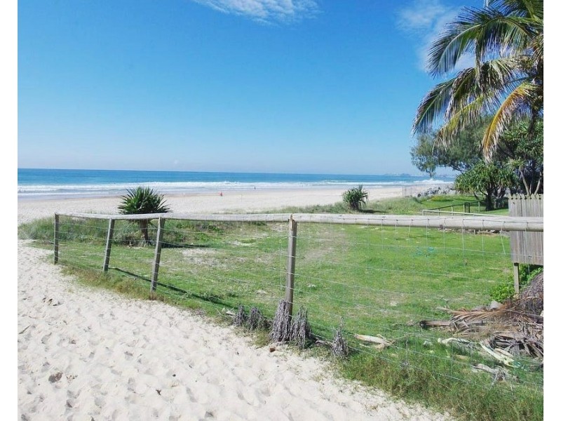 607/1 Twenty first Avenue, Palm Beach QLD 4221