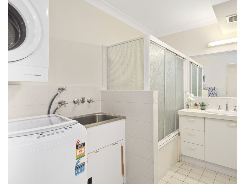 6/3 Tarni Avenue, Palm Beach QLD 4221
