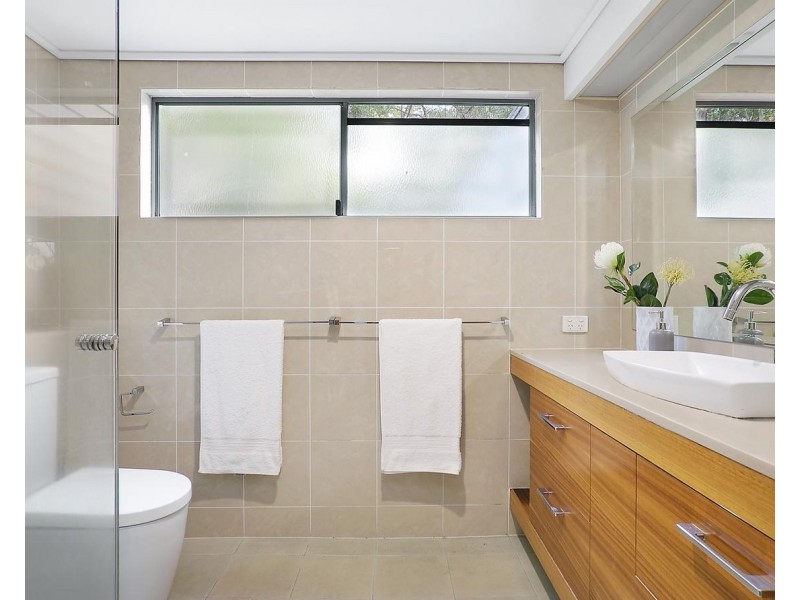 218 Simpsons Road, Currumbin Waters QLD 4223