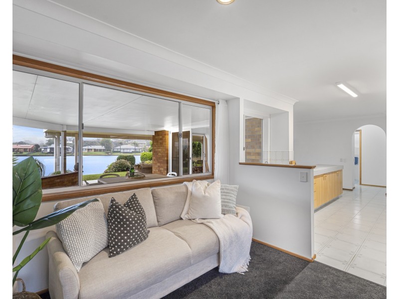 61 Cyclades Crescent, Currumbin Waters QLD 4223