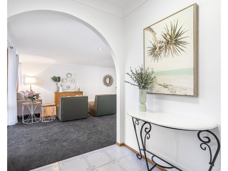 61 Cyclades Crescent, Currumbin Waters QLD 4223