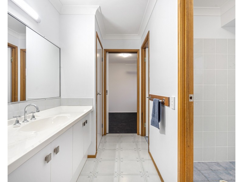 61 Cyclades Crescent, Currumbin Waters QLD 4223