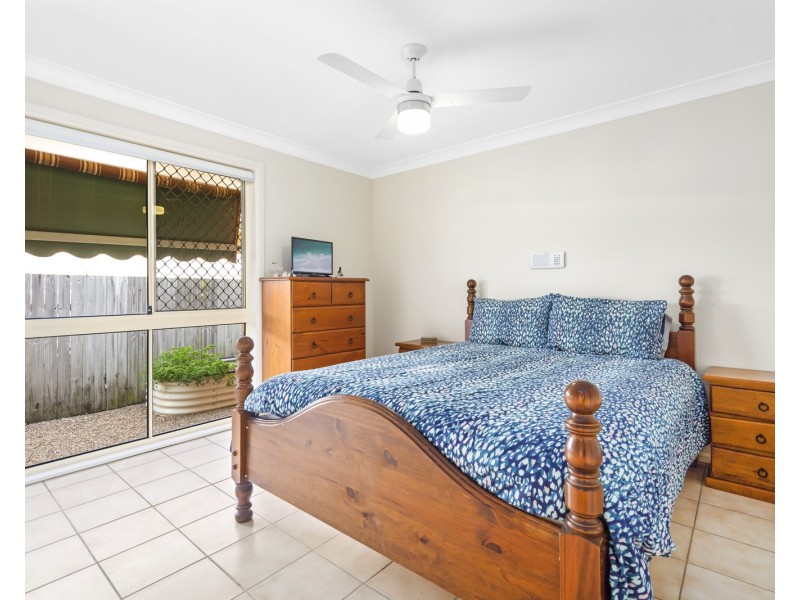 66 Bergamont Street, Elanora QLD 4221