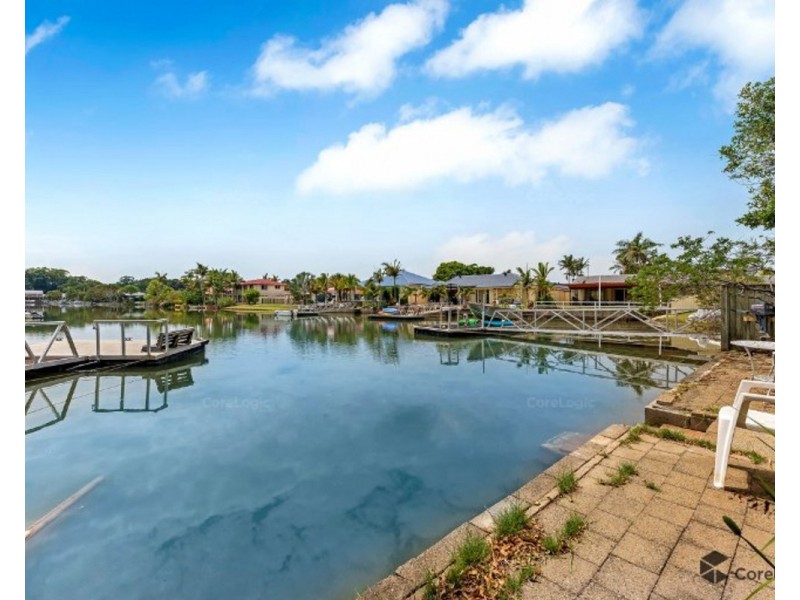 31 Mainsail Street, Currumbin Waters QLD 4223