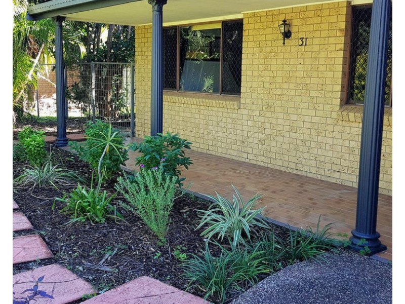 31 Mainsail Street, Currumbin Waters QLD 4223