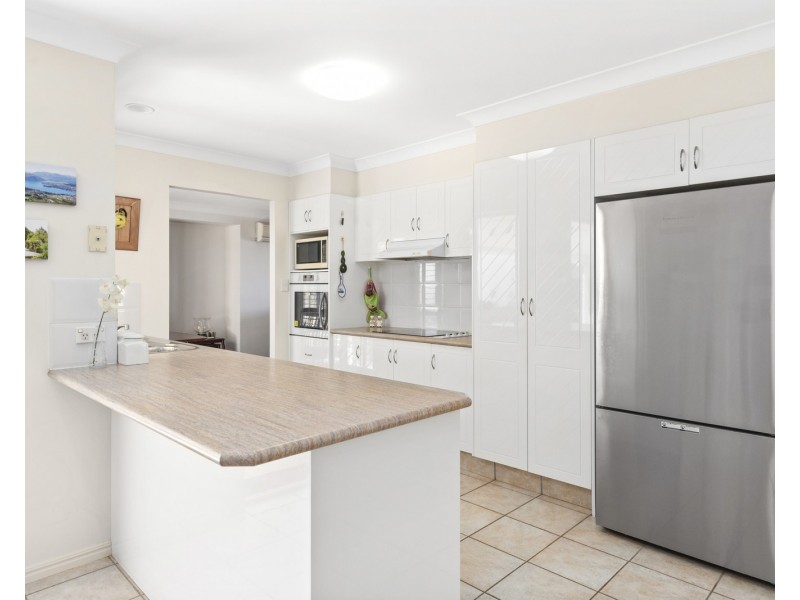 34 Stanford Avenue, Varsity Lakes QLD 4227