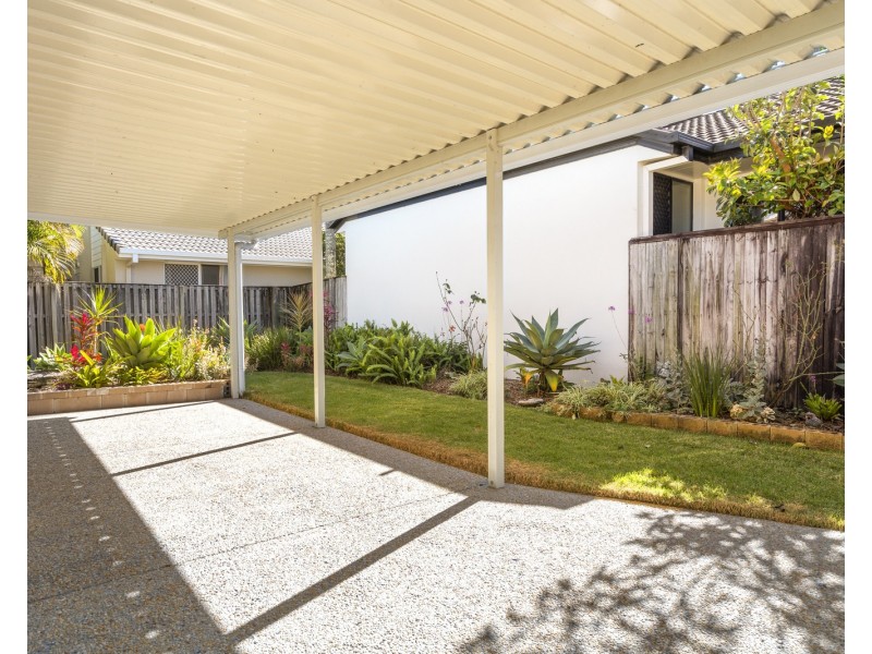 34 Stanford Avenue, Varsity Lakes QLD 4227