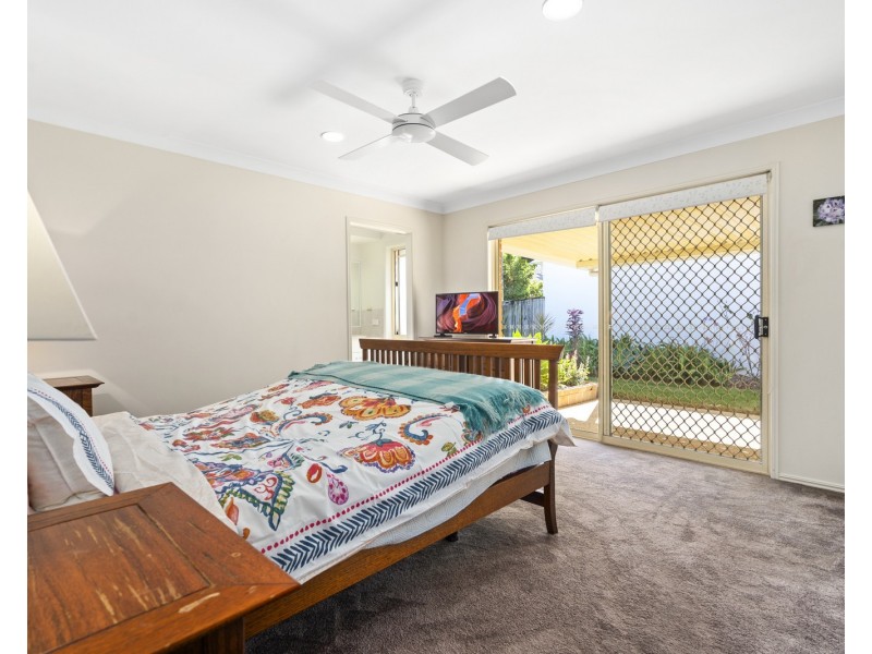 34 Stanford Avenue, Varsity Lakes QLD 4227