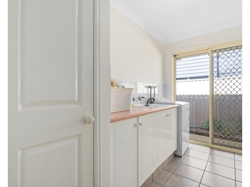 34 Stanford Avenue, Varsity Lakes QLD 4227