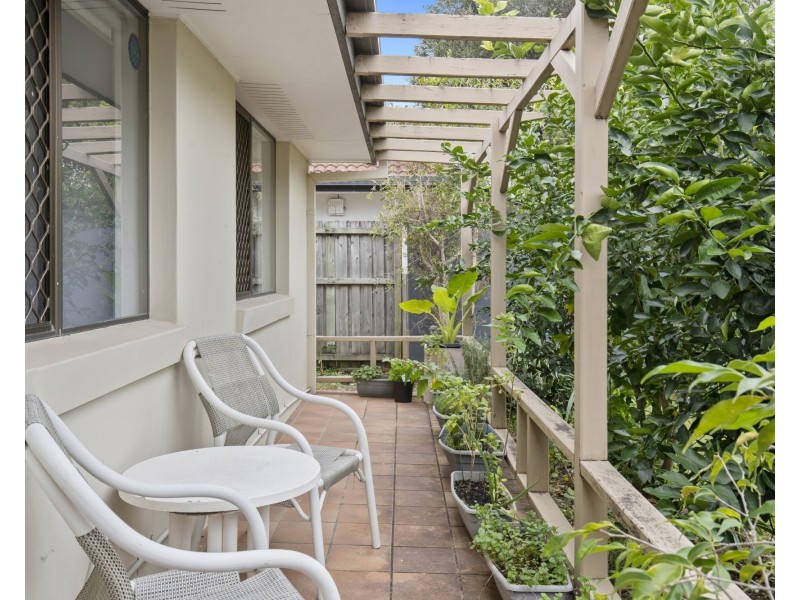 314 Rio Vista Boulevard, Mermaid Waters QLD 4218