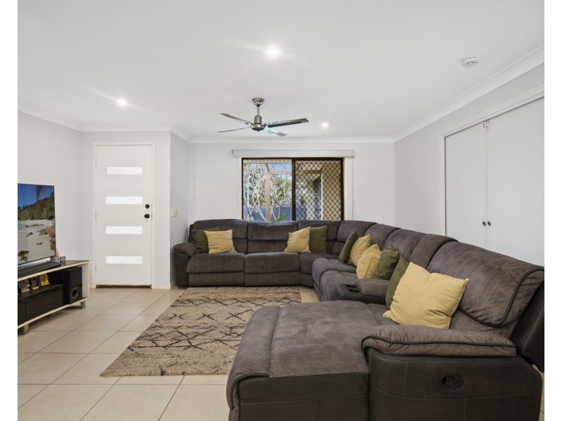 314 Rio Vista Boulevard, Mermaid Waters QLD 4218