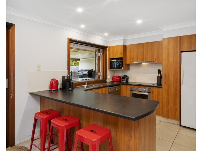 314 Rio Vista Boulevard, Mermaid Waters QLD 4218