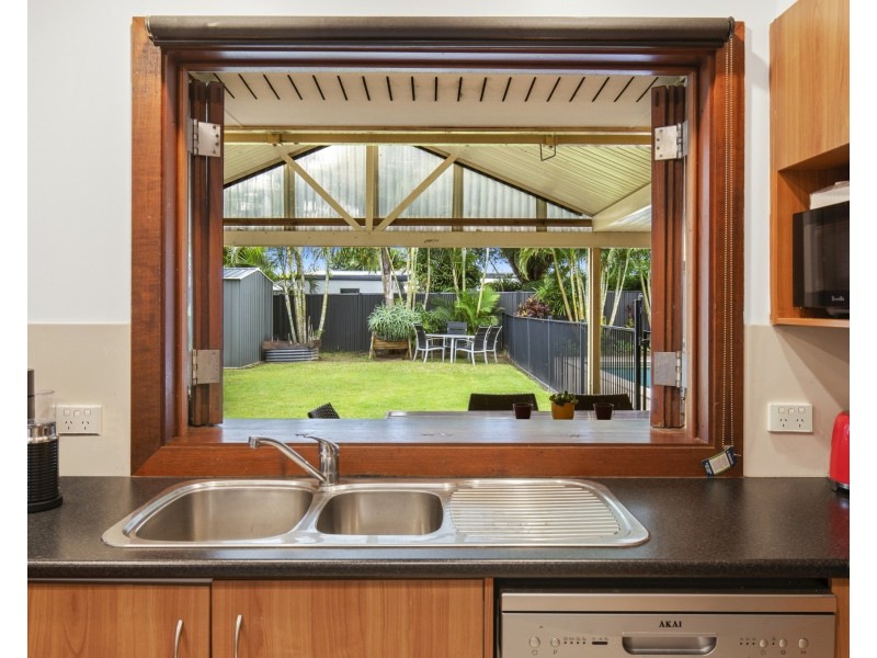 314 Rio Vista Boulevard, Mermaid Waters QLD 4218