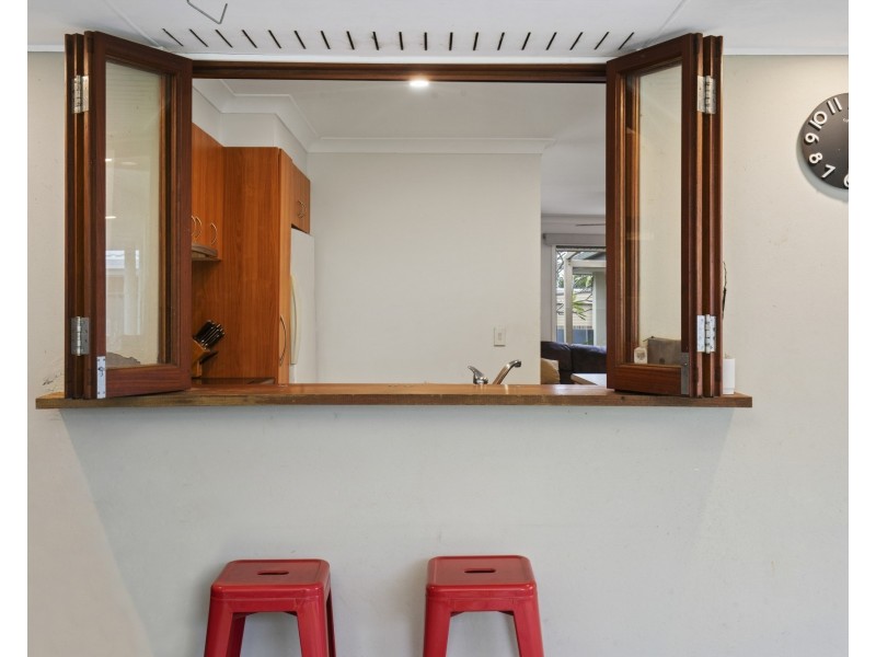 314 Rio Vista Boulevard, Mermaid Waters QLD 4218