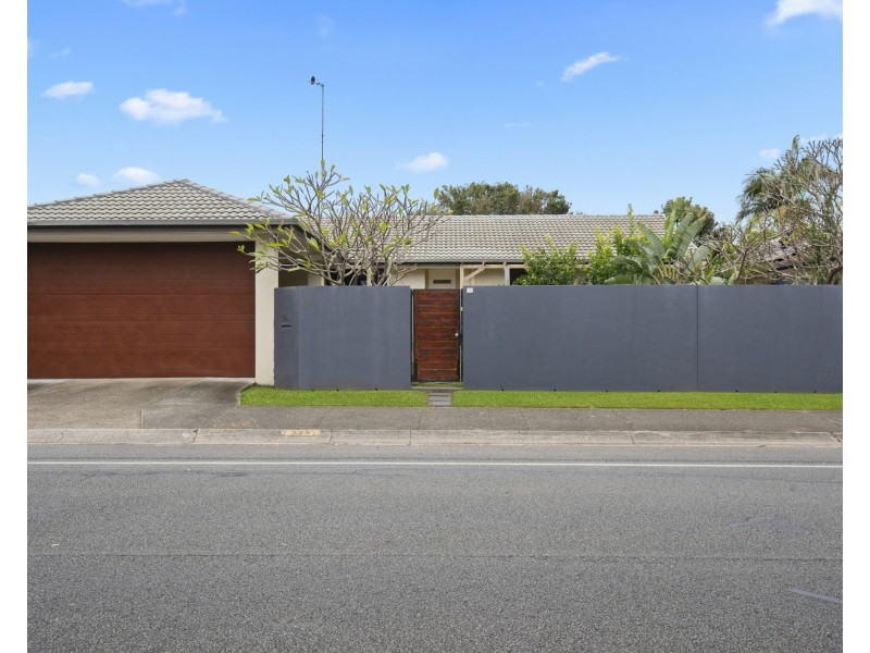 314 Rio Vista Boulevard, Mermaid Waters QLD 4218